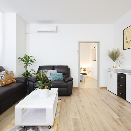 Mathilda'S Apartment Zadar Extérieur photo